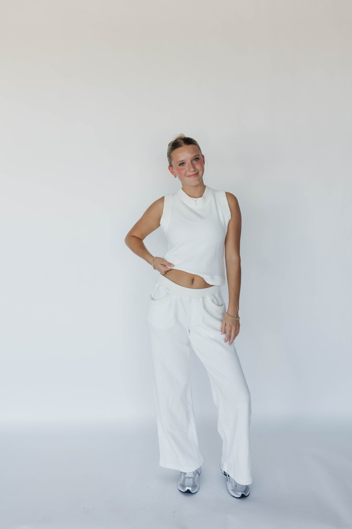 The Classy Ivory Set