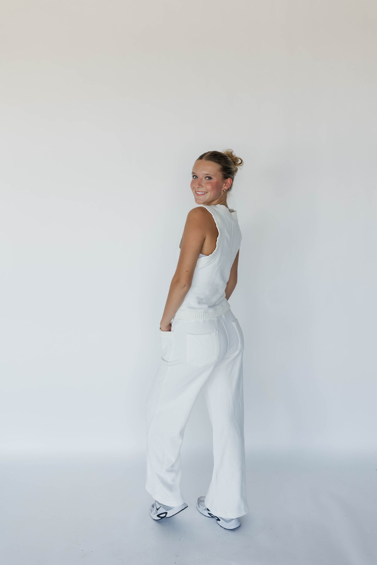 The Classy Ivory Set