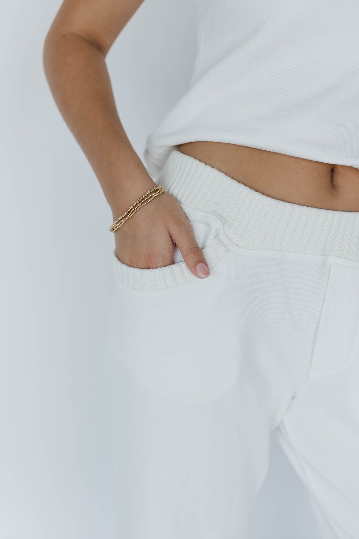 The Classy Ivory Set